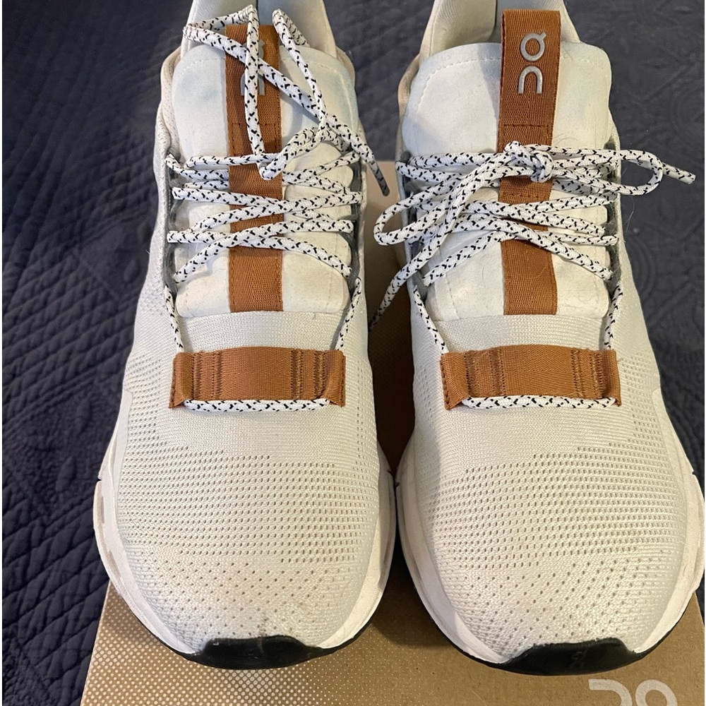 COPY - On Cloudnova Sneakers